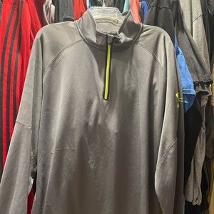 Under Armour Lightweight 1/4 jacket